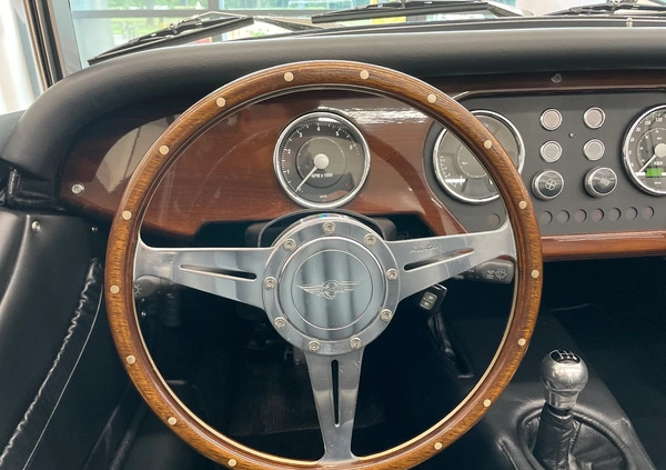 Morgan Plus 4 cena 45999 przebieg: 14000, rok produkcji 2014 z Ożarów małe 781